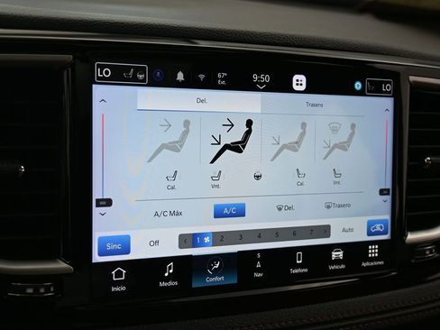 Used 2024 Chrysler Pacifica Pinnacle image 21