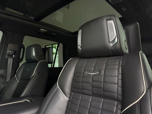 Used 2021 Cadillac Escalade Sport Platinum image 20