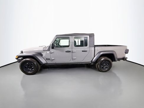 Used 2021 Jeep Gladiator Sport image 6