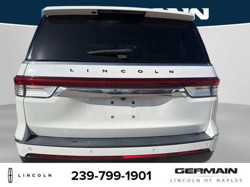 Used 2023 Lincoln Navigator Black Label image 6