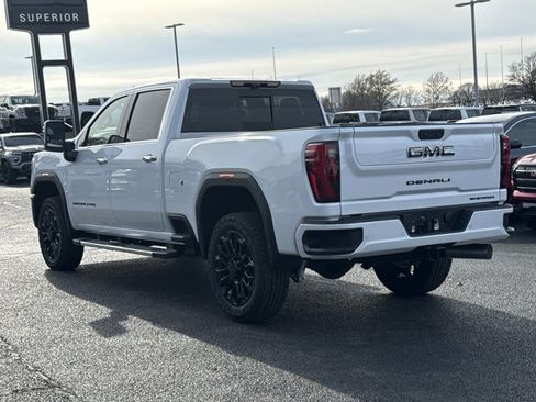 New 2026 GMC Sierra 2500 Denali w/ Denali Reserve Package AWD/4WD image 11