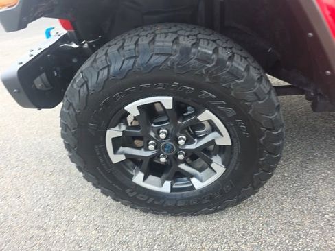 Used 2024 Jeep Wrangler Unlimited Rubicon 4xe AWD/4WD image 15