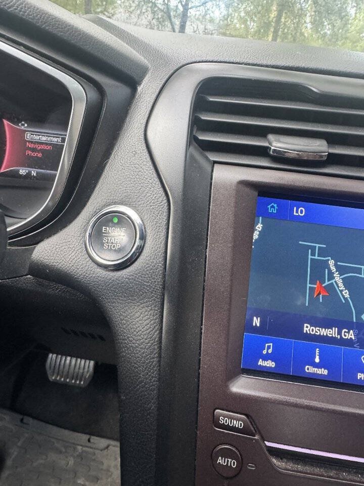 Used 2019 Ford Fusion Titanium AWD/4WD image 34