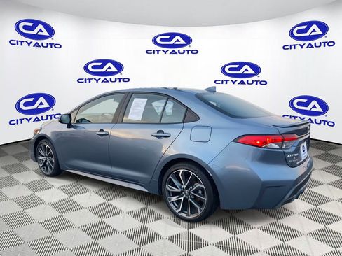 Used 2022 Toyota Corolla SE image 5