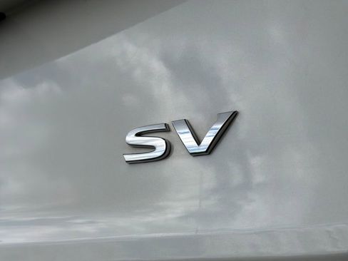 Used 2023 Nissan Rogue SV FWD image 16