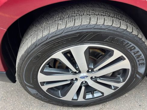 Used 2019 Subaru Outback 2.5i Limited AWD/4WD image 25