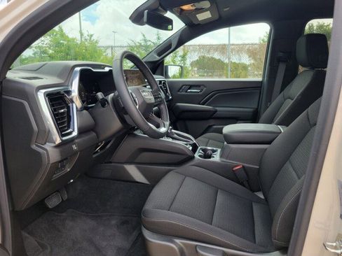 Used 2026 GMC Canyon Elevation w/ Convenience Package AWD/4WD image 19