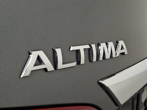Used 2018 Nissan Altima 2.5 S w/ S Convenience Package FWD image 29