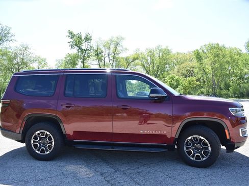 New 2024 Jeep Wagoneer Series II w/ Premium Group I image 9