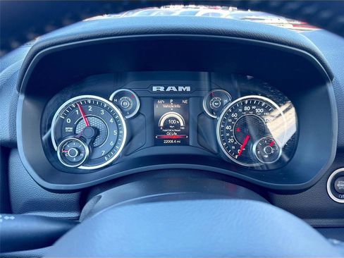 Used 2024 RAM 2500 Big Horn w/ Sport Appearance Package image 12