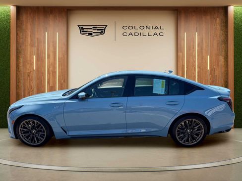 Used 2025 Cadillac CT5 V Blackwing RWD image 2