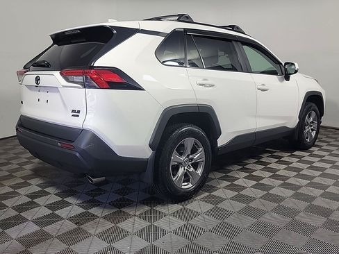 Used 2023 Toyota RAV4 XLE w/ Convenience Package AWD/4WD image 4