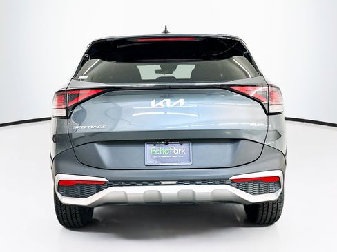Used 2024 Kia Sportage LX image 7