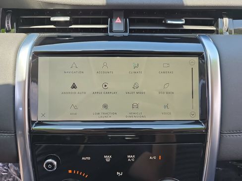 Certified 2023 Land Rover Discovery Sport S AWD/4WD image 21