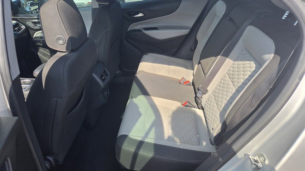 Used 2019 Chevrolet Equinox LS FWD image 14