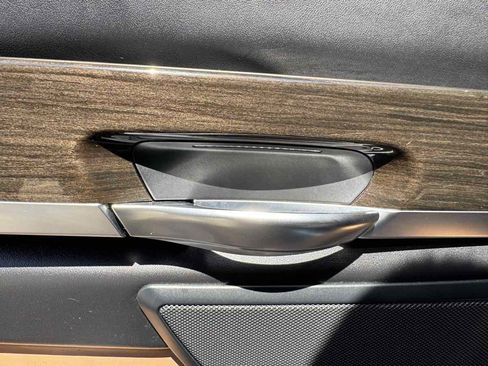 Used 2015 BMW 740Li image 49