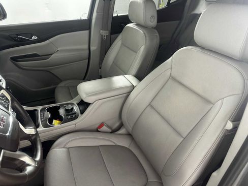 Used 2021 GMC Acadia SLT w/ Preferred Package image 25