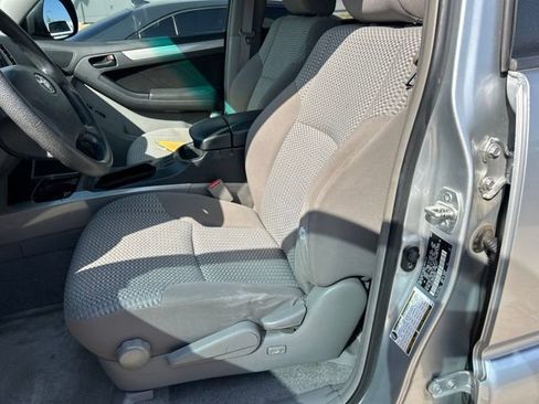 Used 2007 Toyota 4Runner SR5 RWD image 11