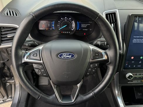 Certified 2024 Ford Edge Titanium image 18