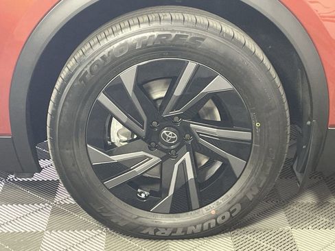 New 2026 Toyota C-HR AWD/4WD image 9