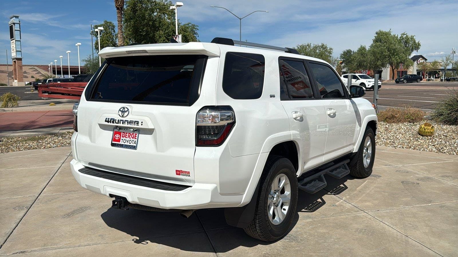 Used 2023 Toyota 4Runner SR5 Premium w/ Moonroof Package RWD image 9