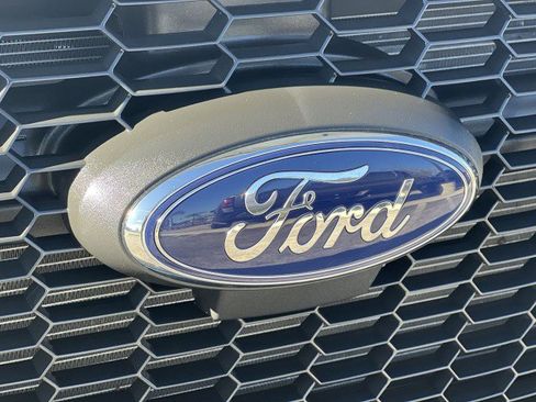 Used 2024 Ford Transit 250 Low Roof w/ Exterior Upgrade Package image 28