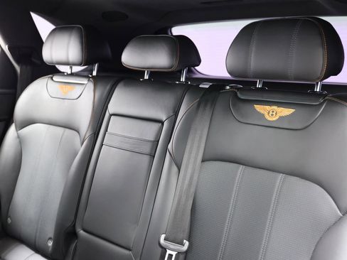 Used 2019 Bentley Bentayga image 53