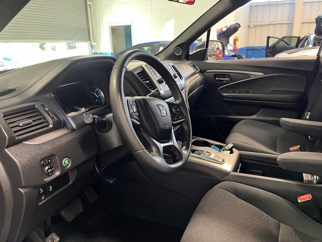 Used 2019 Honda Passport Sport image 24