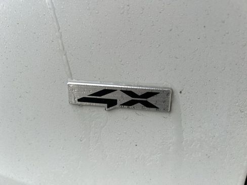 New 2026 Kia Seltos SX w/ SX Sunroof Package image 8