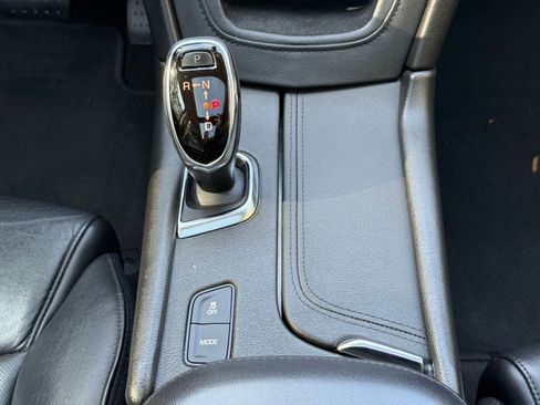 Used 2019 Cadillac XT5 Premium Luxury image 22