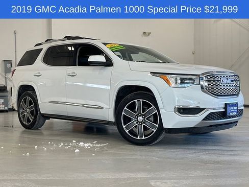 Used 2019 GMC Acadia Denali image 3