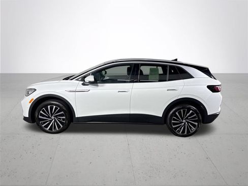 Certified 2023 Volkswagen ID.4 Pro S Plus AWD/4WD image 9