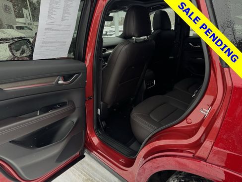 Used 2025 MAZDA CX-5 Signature image 28
