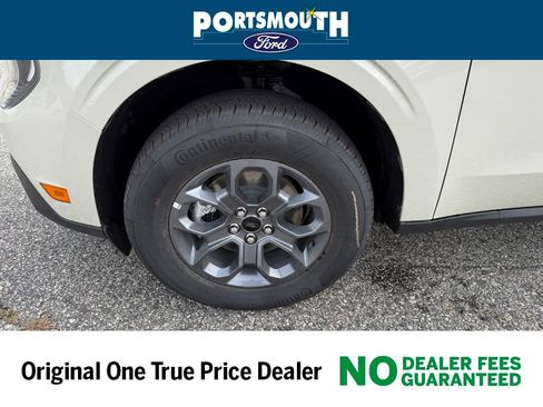 New 2025 Ford Maverick XLT w/ XLT Luxury Package image 25