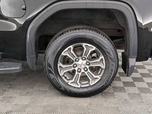 Used 2022 GMC Sierra 1500 SLT w/ SLT Convenience Package image 16