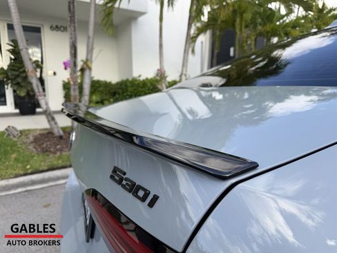 Used 2025 BMW 530i xDrive image 5