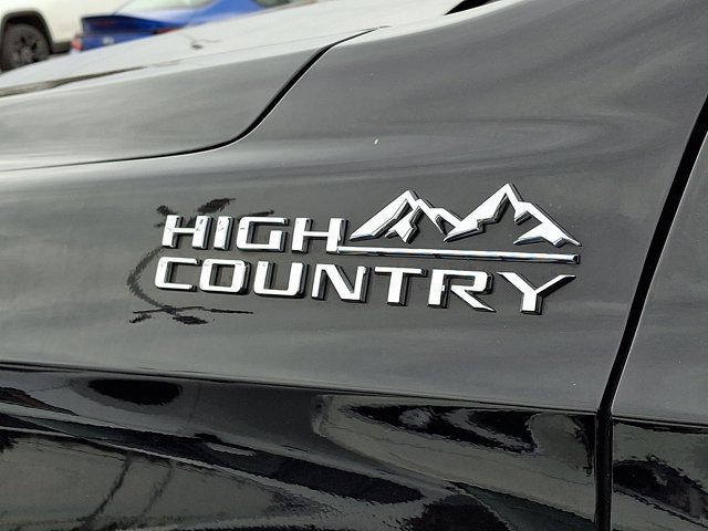 Used 2021 Chevrolet Tahoe High Country w/ Premium Package AWD/4WD image 37