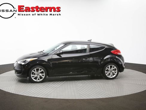 Used 2016 Hyundai Veloster image 56