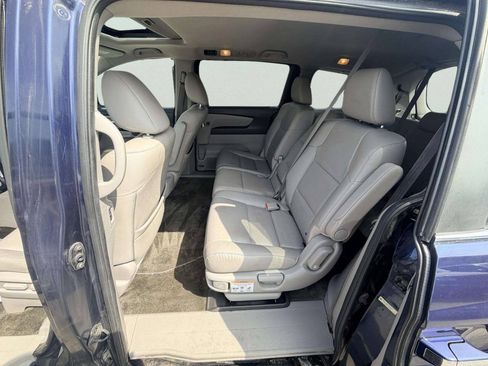 Used 2015 Honda Odyssey EX-L image 24