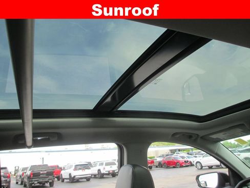 Used 2023 GMC Terrain AT4 w/ Infotainment Package II AWD/4WD image 16