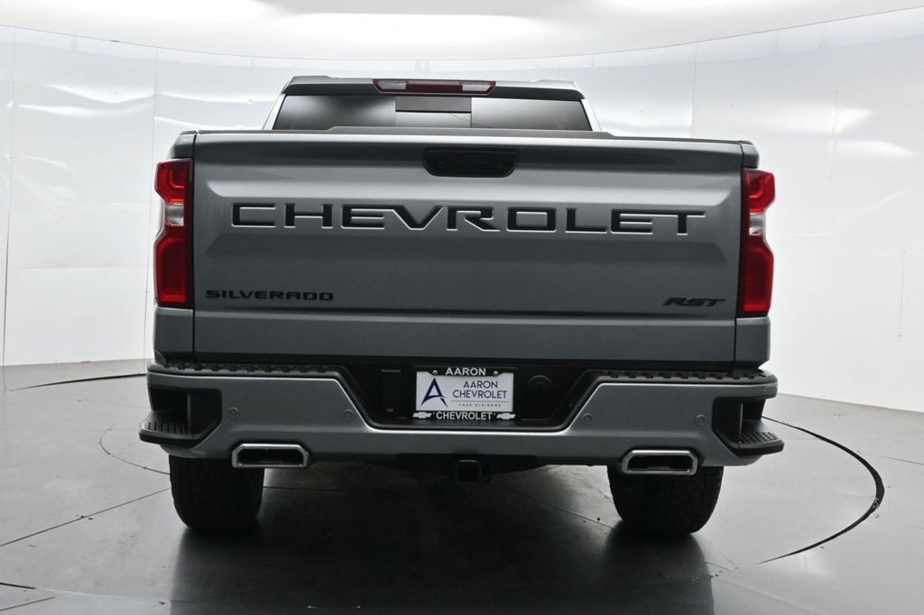 Used 2026 Chevrolet Silverado 1500 RST AWD/4WD image 8