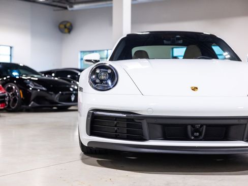 Used 2021 Porsche 911 Carrera S RWD image 21