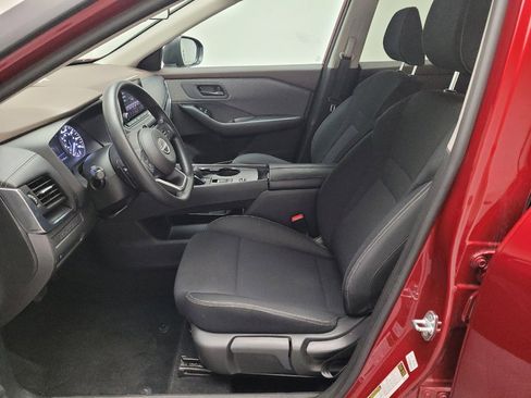 Used 2023 Nissan Rogue S image 17