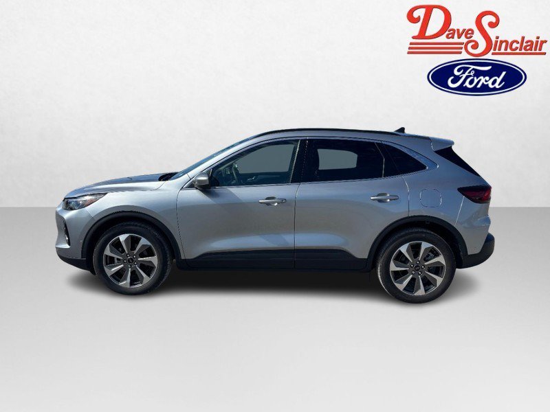 Used 2023 Ford Escape Platinum w/ Premium Technology Package AWD/4WD image 10