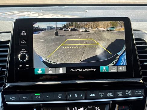 New 2026 Honda Odyssey Touring image 22