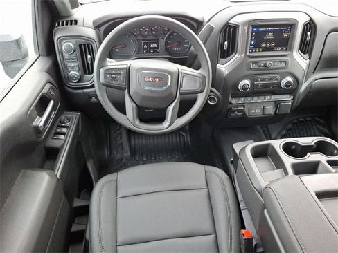 New 2025 GMC Sierra 2500 Pro image 8