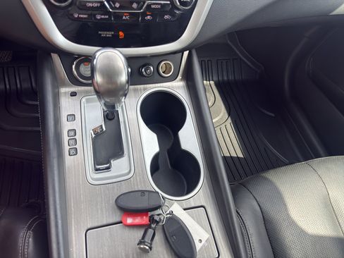 Used 2015 Nissan Murano Platinum w/ Platinum Technology Package FWD image 22