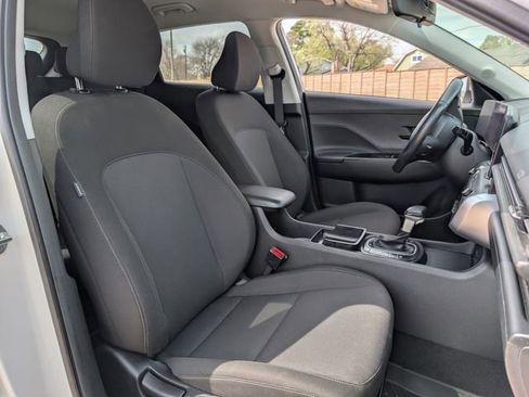 Used 2024 Hyundai Kona SEL image 24