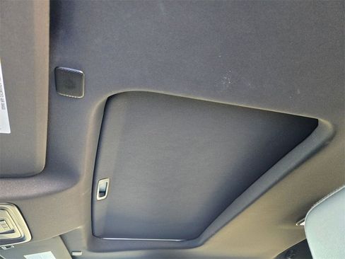 Used 2024 GMC Sierra 1500 AT4 w/ Technology Package image 32