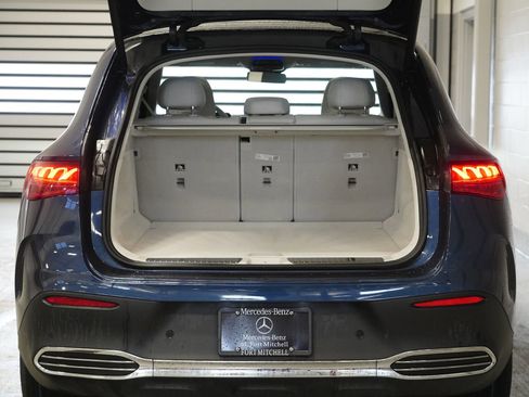 Used 2023 Mercedes-Benz EQE 500 4MATIC SUV image 30